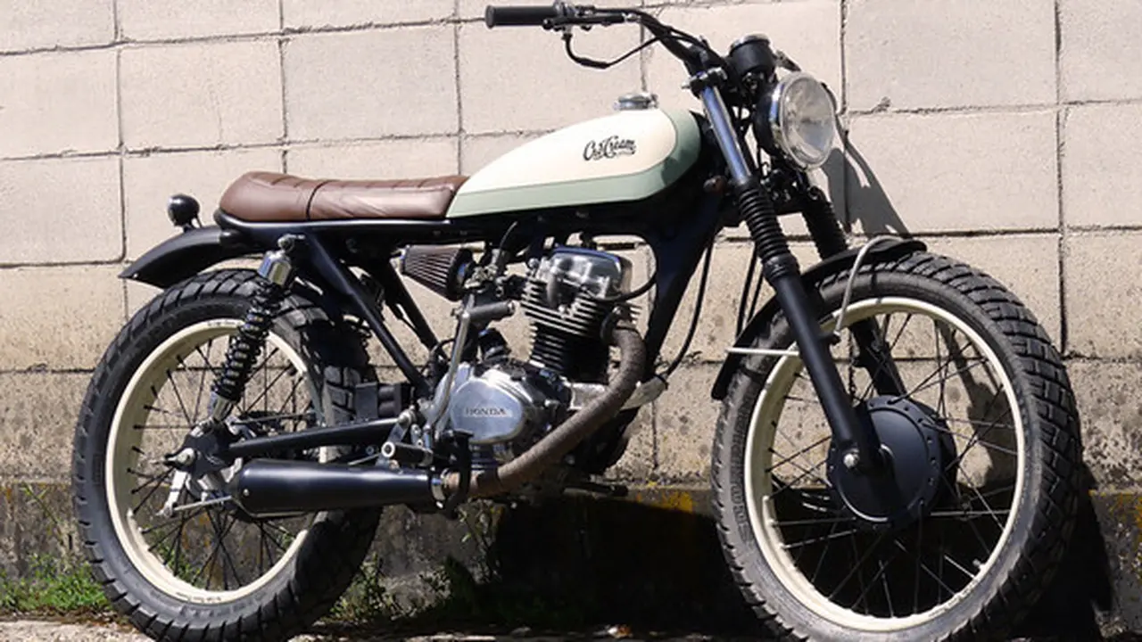 Modifikasi Honda CG125 1999 (Source: BikeExif)