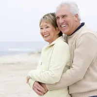 Jika kamu ingin kehidupan percintaan kamu berjalan mulus, lakukan 4 kebiasaan yang selalu dilakukan oleh pasangan bahagia ini.
