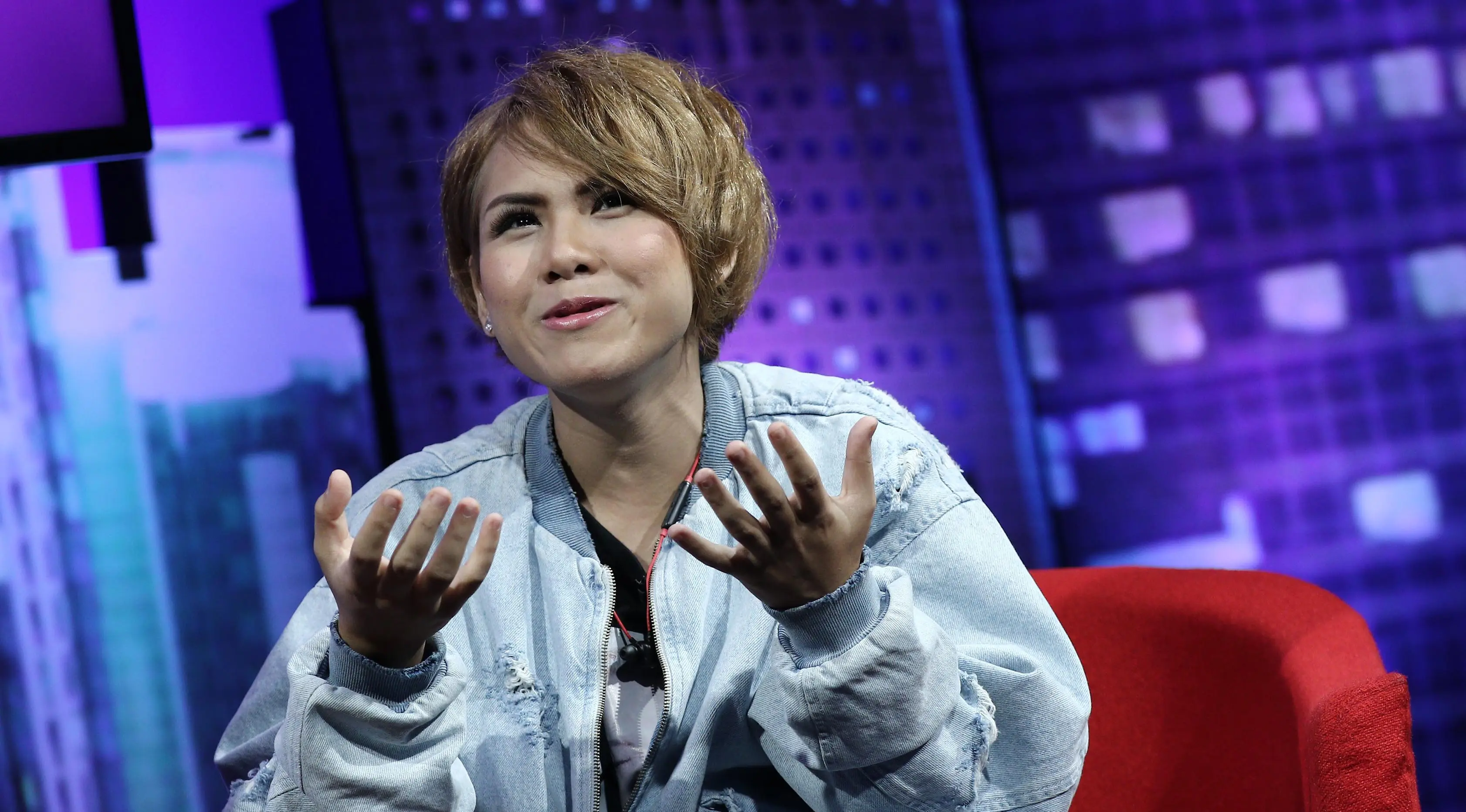 Evelyn Nada Anjani, "Dear Haters" di SCTV Tower,   Senayan City, Jakarta Pusat, Kamis (18/5/2017) [foto: Liputan6.com/Herman Zakharia]