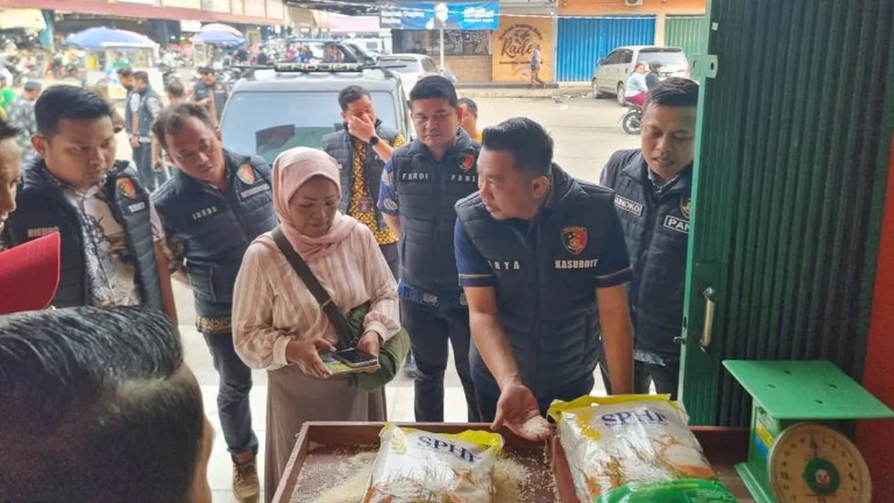 Satgas Pangan Polda Jambi melakukan inspeksi mendadak alias sidak ke Pasar Tradisional Angso Duo dalam rangka memastikan ketersediaan, distribusi, serta stabilitas harga bahan pokok.
