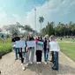 Aaliyah Massaid dan Thariq Halilintar menyerukan perdamaian di Gaza dalam aksi bela Palestina yang digelar di kawasan Monas Jakarta, Minggu (5/11/2023). (Foto: Dok. Instagram @aaliyah.massaid)
