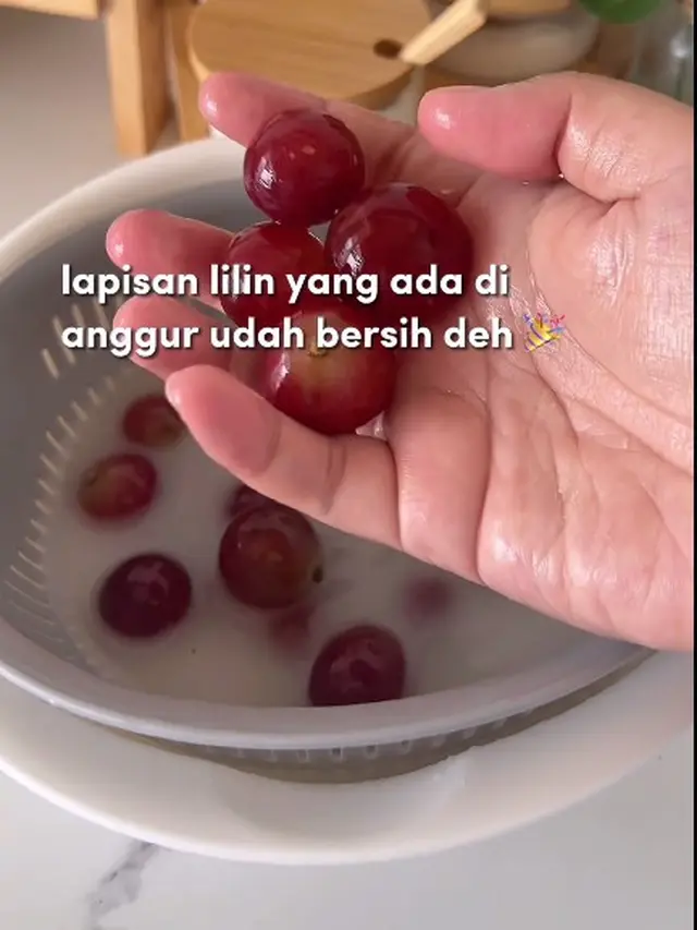 Cara Bersihkan Lilin pada Anggur Hanya dengan 2 Bahan, Tanpa Pakai Cuka