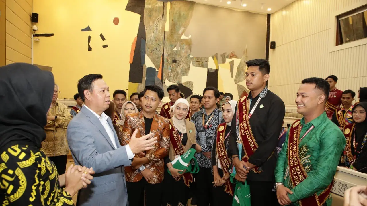 Ketua Dewan Perwakilan Daerah (DPD) RI Sultan Baktiar Najamudin dalam Forum Pemuda Parlemen di Senayan, Jakarta, Jumat (24/10/2025) (Istimewa)