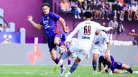 Pertandingan Persik Kediri versus PSM Makassar pada BRI Super League 2025/2026. (Gatot Sumitro/Bola.com)