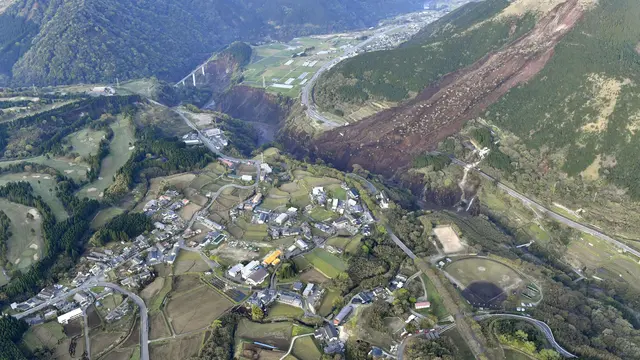 20160416-Gempa-Jepang-Reuters