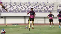 Carlos Pena Genjot Persita, Targetkan Tim Cepat Solid dalam Tujuh Pekan