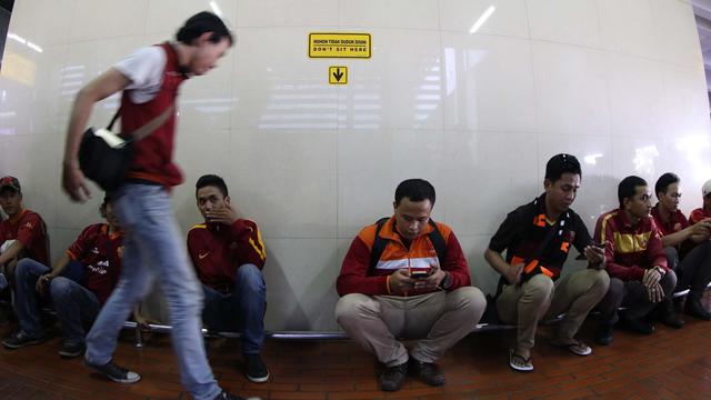 Skuat Roma Melengos, Fans Cuma Bisa Gigit Jari