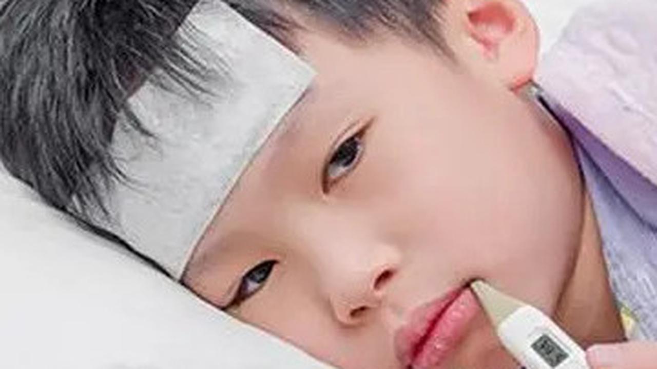 Cara Tepat Menurunkan Demam Anak dengan Kompres dan Perawatan Lainnya