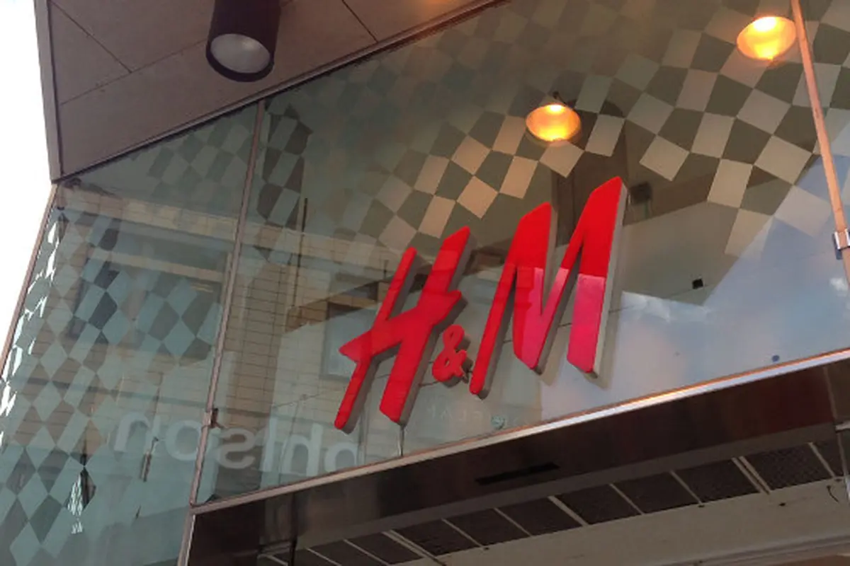 H&M