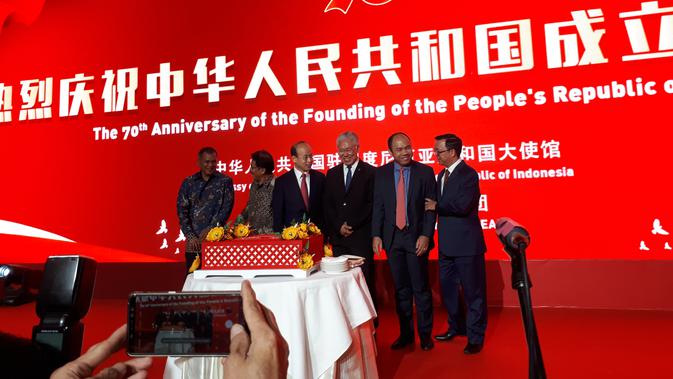 Menteri Perdagangan RI Enggartiasto Lukita di Resepsi Perayaan Hari Jadi ke-70 China. (Liputan6.com/Tanti Yulianingsih)