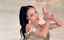 Pesona Denada dengan Rambut Ponytail dan Dress Sequin Warna Emas, Cantik Glamor Curi Perhatian