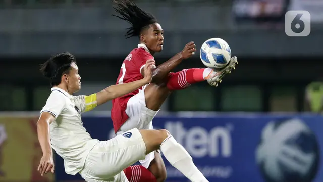 FOTO: Timnas Indonesia U-19 Bermain Imbang Lawan Thailand U-19