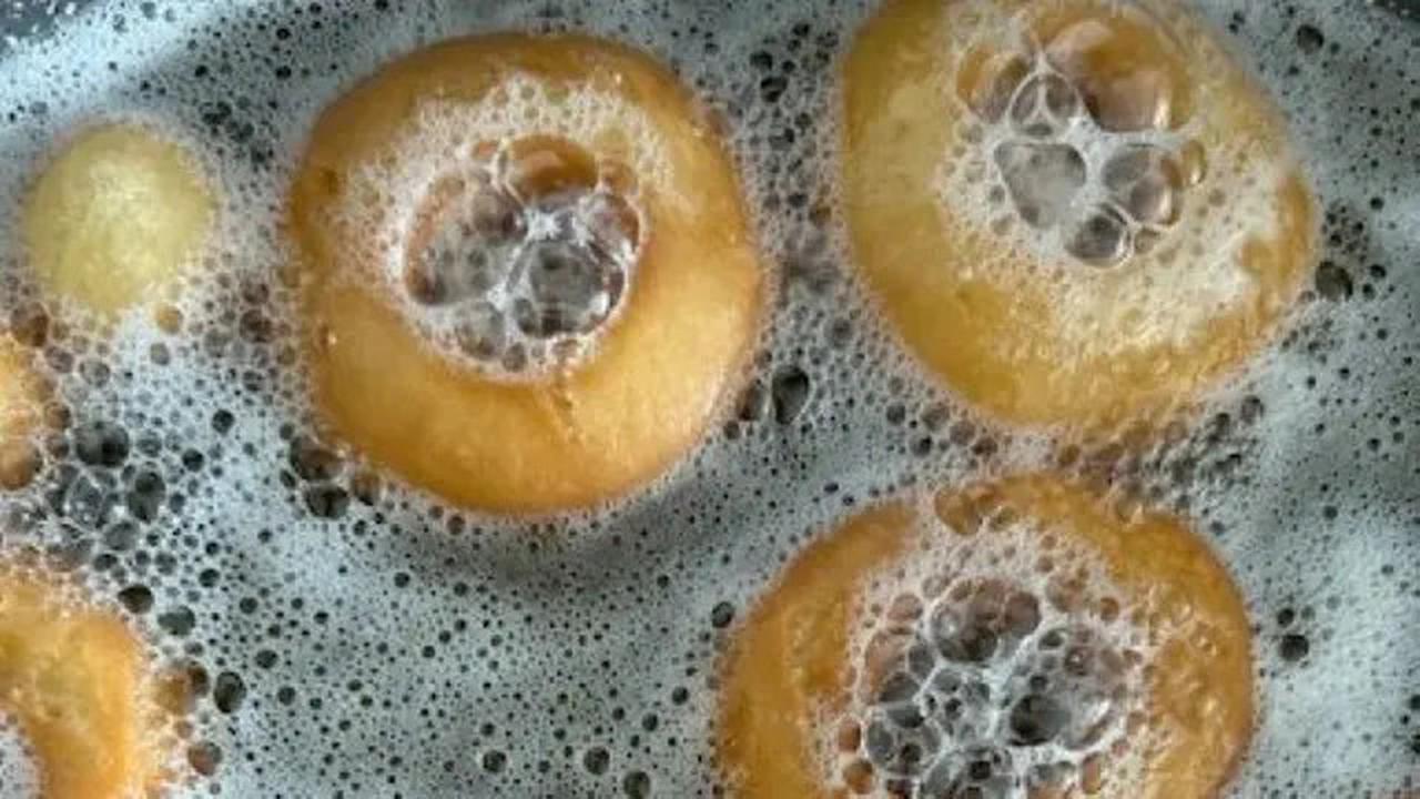 Apa Itu Minyak Beku? Cocok untuk Goreng Donat agar Tidak Berminyak
