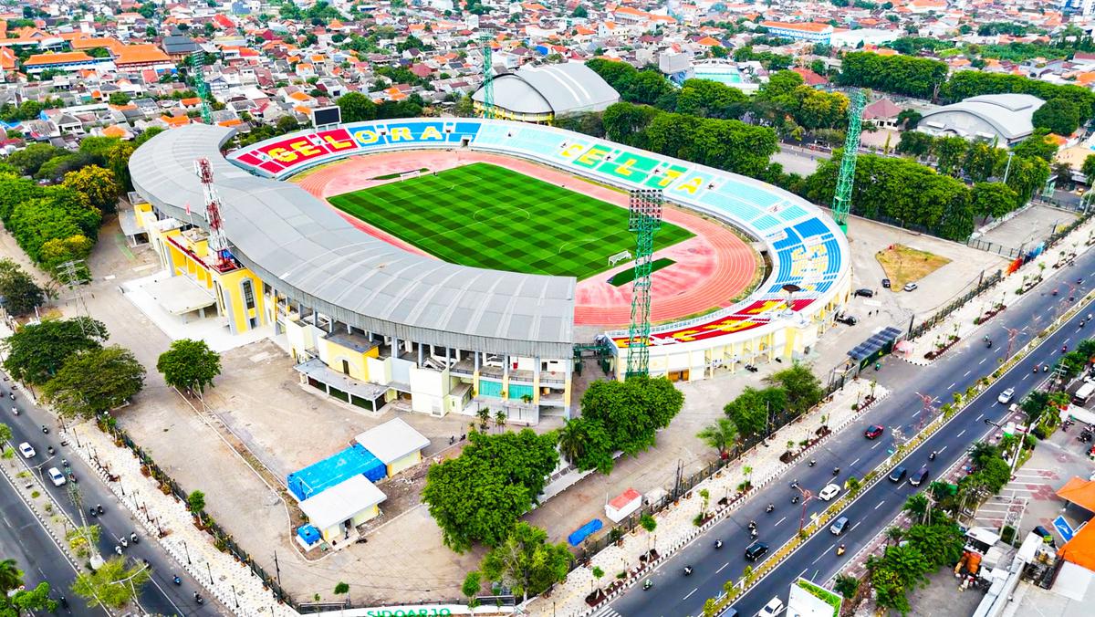 Stadion Gelora Delta di Kabupaten Sidoarjo sudah sesuai dengan standar FIFA