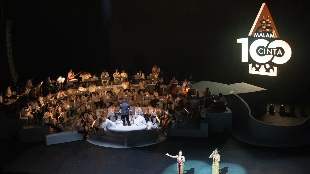 PT Smartfren Telecom Tbk menutup penghujung tahun 2023 dengan menyelenggarakan pergelaran seni dan budaya bersama Erwin Gutawa Orchestra, serta sejumlah musisi ternama tanah air. (Dok Sinar Mas)