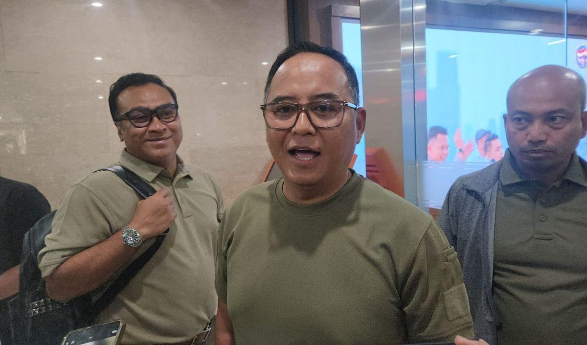 "Kasusnya penipuan atau scam online, untuk korban kurang lebih sampai dengan saat ini kita data kurang lebih 800 orang warga negara Indonesia," ujarnya.