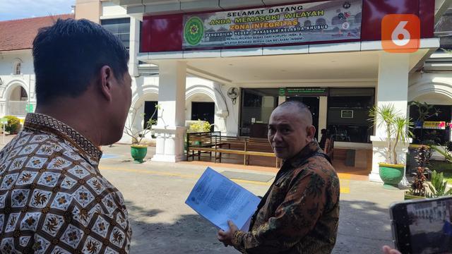 Humas PN Makassar Sibali dan Kuasa Hukum PT Gihon Abadi jaya (Liputan6.com)