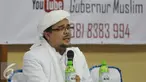 Ketua FPI Habib Muhammad Rizieq Shihab memberikan ceramahnya saat Peluncuran Konvensi Gubernur Muslim, Jakarta, Kamis (25/2).  Habib Rizieq mengusung calonnya sendiri buat menghadapi Ahok pada Pemilihan Gubernur DKI Jakarta. (Liputan6.com/Johan Tallo)
