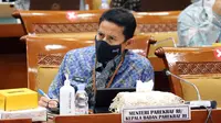 Menteri Pariwisata dan Ekonomi Kreatif Sandiaga Uno saat mengikuti rapat kerja dengan Komisi X DPR di Kompleks Parlemen, Senayan, Jakarta, Kamis (2/6/2022). Rapat tersebut membahas RKA-K/L dan RKP K/L Kemenparekraf Tahun 2023. (Liputan6.com/Angga Yuniar)