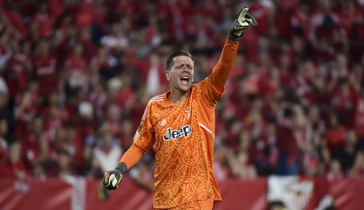 Wojciech Szczesny sebenarnya masih bisa bermain setidaknya beberapa tahun lagi. Sekarang ini kiper asal Polandia itu sedang berstatus tanpa klub. (CRISTINA QUICLER / AFP)