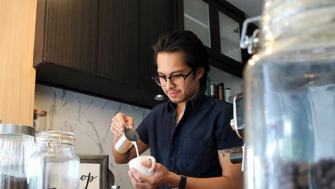 Raka Widyarama Anak Rano Karno (Sumber: Instagram/raka.widyarma)