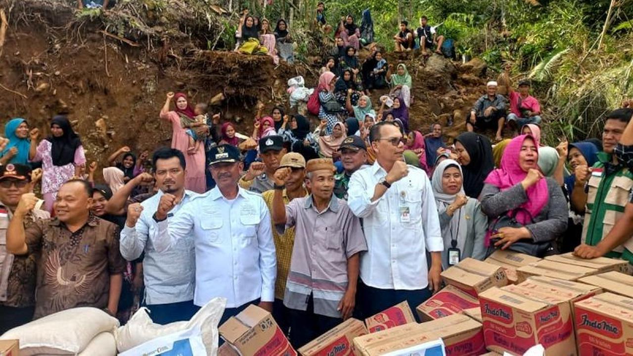 Bantuan Kementan Perkuat Ketahanan Pangan dan Moril Warga Tapanuli Selatan Pasca Bencana