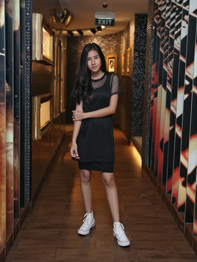 [Bintang] Shenina Cinnamon