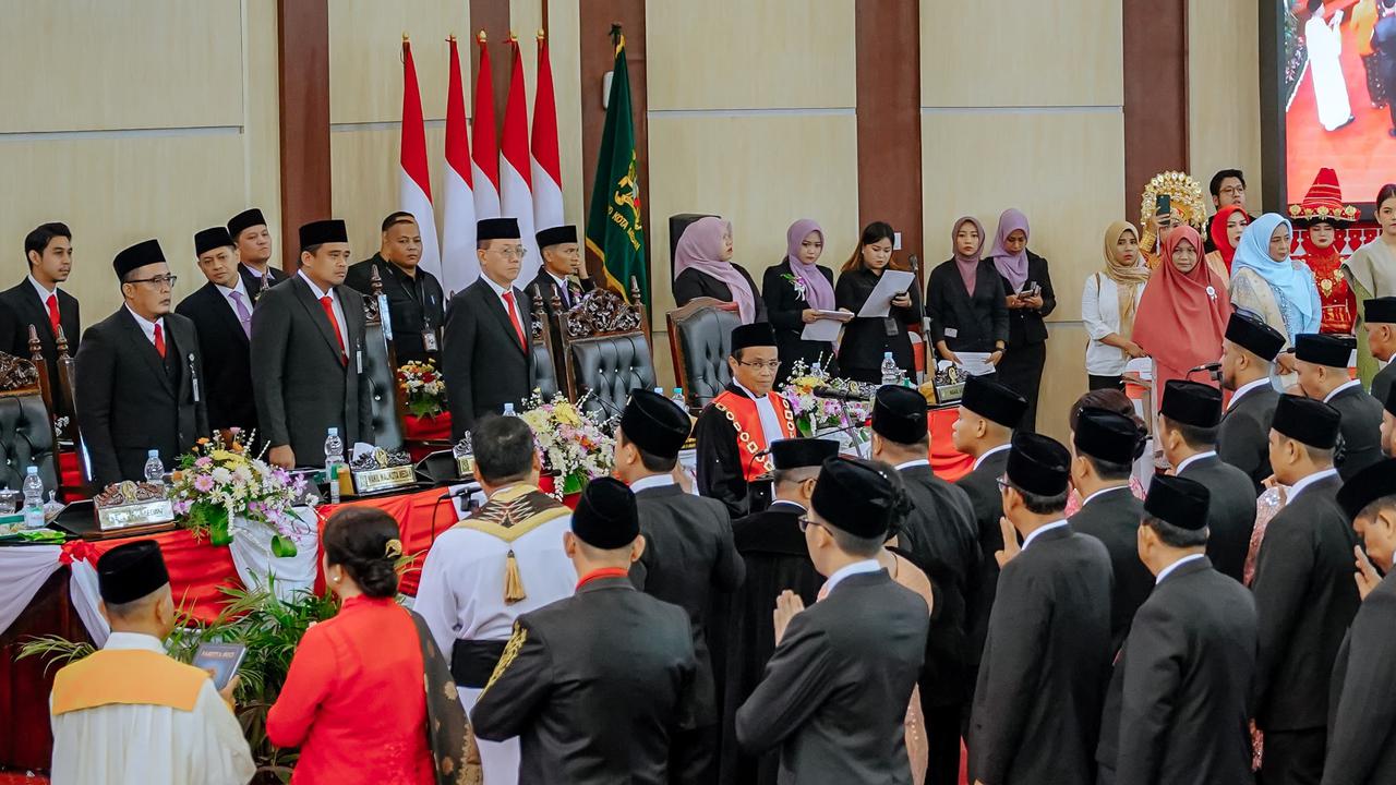 Wali Kota Medan Bobby Nasution Hadiri Pelantikan 50 Anggota DPRD Kota Medan