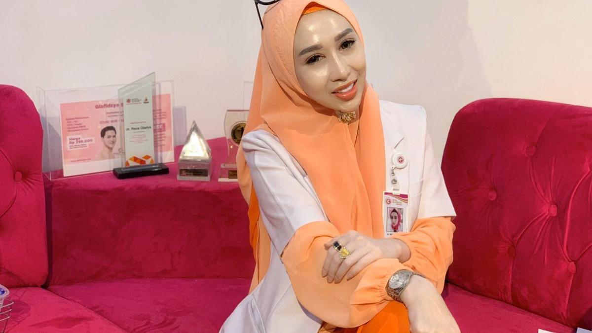 Cerita Dokter Reza Gladys Membangun Bisnis Kecantikan dari Awal
