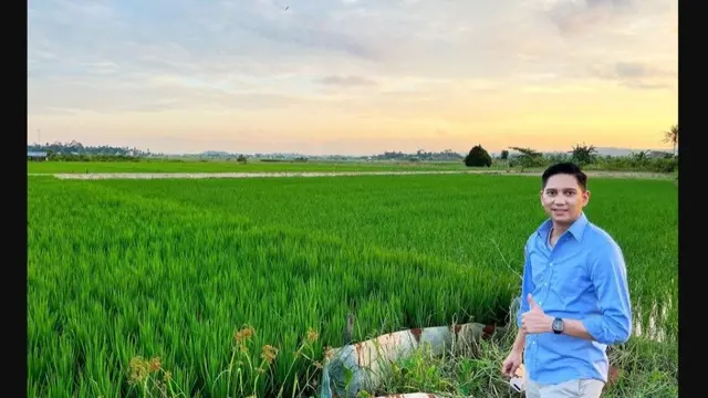 Budi Djiwandono atau memiliki nama lengkap Gerardus Budisatrio Djiwandono merupakan keponakan Prabowo Subianto yang kini ditunjuk sebagai salah satu juru bicara (jubir) pemenangan pemilu pada Pemilu 2024 mendatang. (Instagram @budidjiwandono)