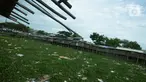 Suasana Kali Prancis yang dipenuhi enceng gondok di Dadap, Tangerang, Banten, Selasa (23/11/2021). Kali yang dipenuhi sampah dan eceng gondok (Eichhornia crassipes) menimbulkan bau tidak sedap bagi masyarakat sekitar dan membuat aliran menjadi terhambat. (merdeka.com/Imam Buhori)