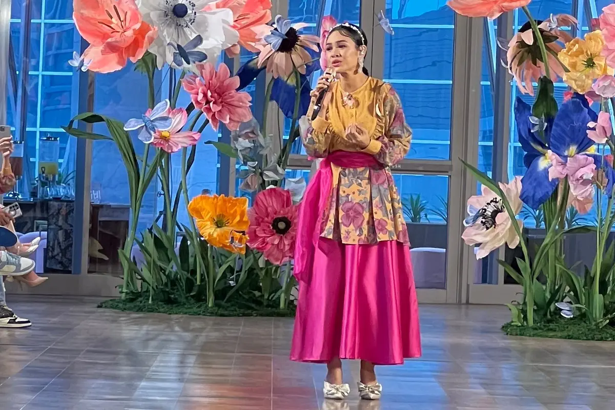 Andien di Mariposa Trunk Show