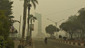 Kabut Asap Berpotensi Rugikan Malaysia Rp6,59 Triliun per Bulan