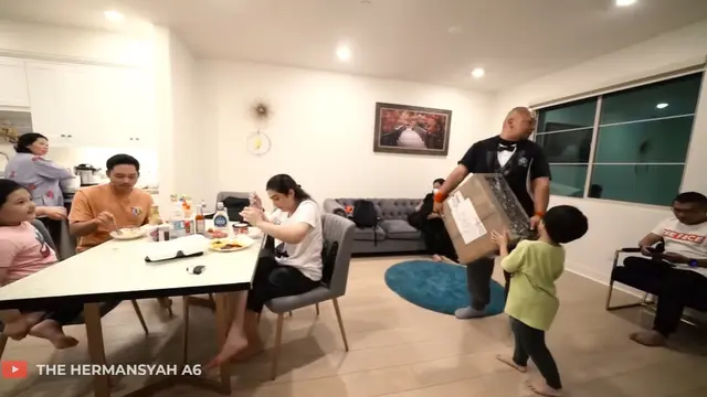 [Fimela] Azriel Hermansyah