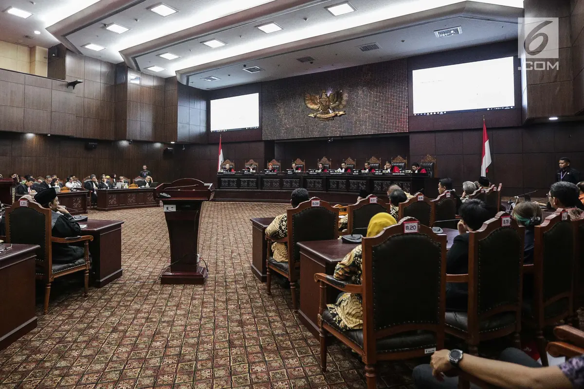 Pembukaan Sidang Putusan MK