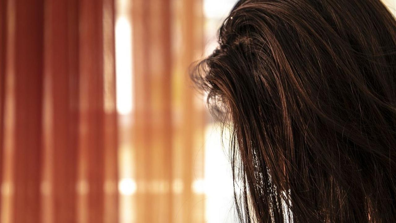 Penyebab Rambut Kusam dan Kering