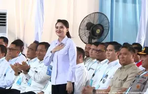 Momen Prabowo Kaget Sherly Tjoanda Dapat Tepuk Tangan Meriah