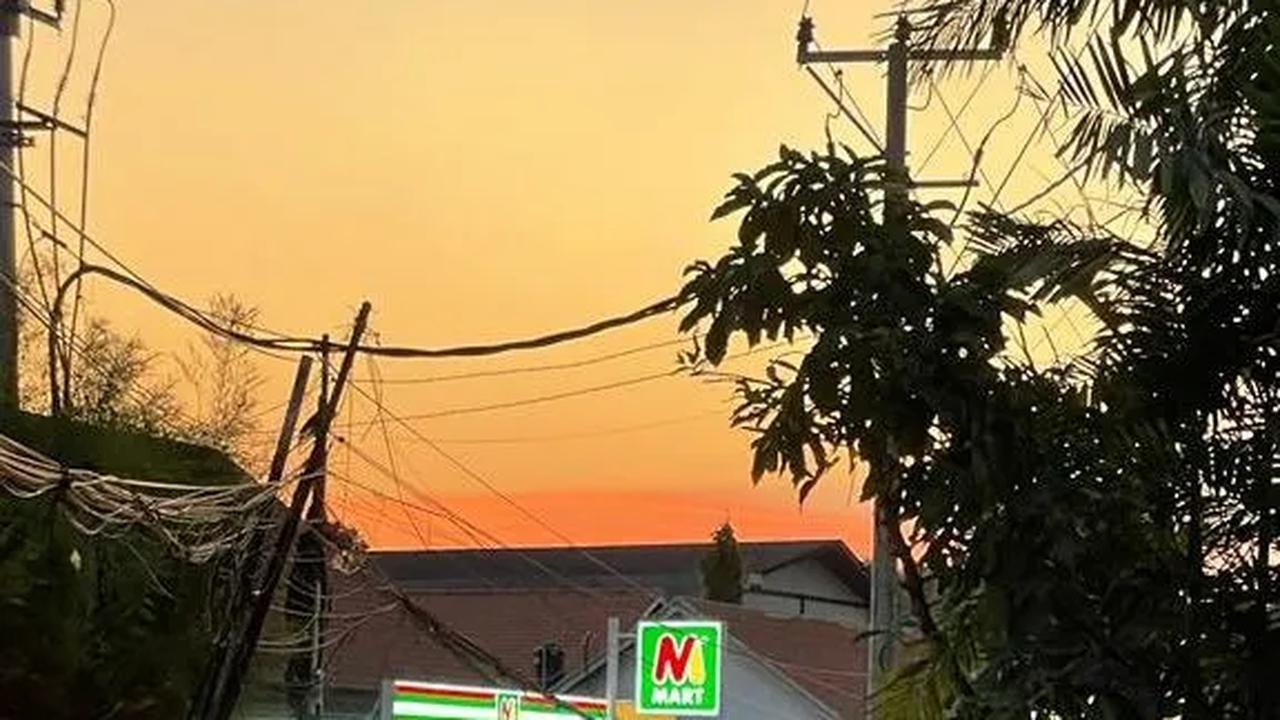 Trotoar untuk Kendaraan dan Pejalan Kaki