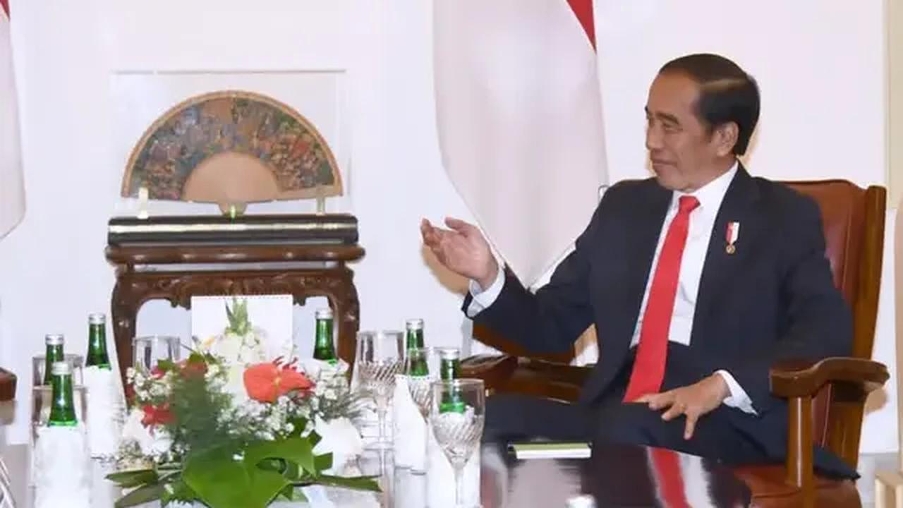 "Jangan jadikan kapal kami ASEAN sebagai arena rivalitas yang saling menghancurkan, tapi jadikanlah kapal ASEAN  sebagai ladang untuk menumbuhkan kerja sama menciptakan kemakmuran,"<br>