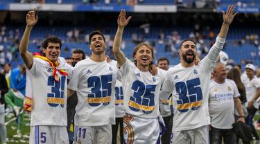 Foto: Real Madrid Kunci Gelar Juara La Liga 2021/2022, Carlo Ancelotti Pelatih Pertama Juara di Lima Liga Top Eropa