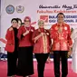 Ki-ka: drg. Chaterina Diyah Nanik K., Sp.Pros (Ketua Panitia Pelaksana Universitas Hang Tuah), Dr. Widyastuti, drg., Sp.Perio (Direktur Rumah Sakit Gigi dan Mulut Pendidikan Nala Husada), Dr. Nora Lelyana, drg., M.HKes, FICD (Dekan Fakultas Kedokteran Gigi Universitas Hang Tuah), Prof. Dr. Ir. Supartono, MM., CIQaR (Rektor Universitas Hang Tuah), drg. Ratu Mirah Afifah, GCClinDent., MDSc (Head of Professional Marketing Personal Care Unilever Indonesia),  Laksamana Pertama (Purn) Bambang Sucahyo, drg., Sp.Ort (Anggota Pembina Bidang Umum Yayasan Nala)/Istimewa.