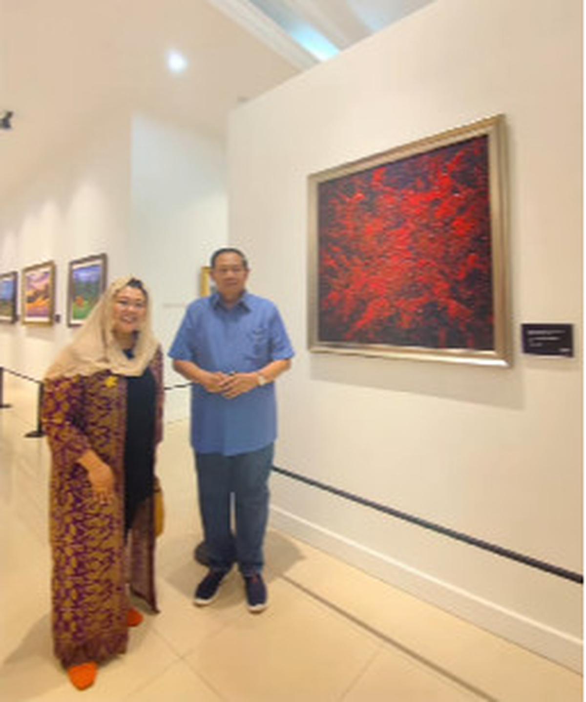 Putri Presiden RI ke-4 Datangi Galleri SBY