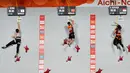 Atlet Korea Selatan Jeong Ji-min (kiri), China Deng Lijuan (tengah), dan Indonesia Desak Made Rita Kusuma Dewi berlaga pada final nomor speed putri Asian Games 2026 di Nagoya, Jepang, Rabu (30/9/2026). (AP Photo/Dita Alangkara)