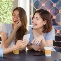 ilustrasi leo yang penuh energi positif/copyright freepik.com/tirachardz