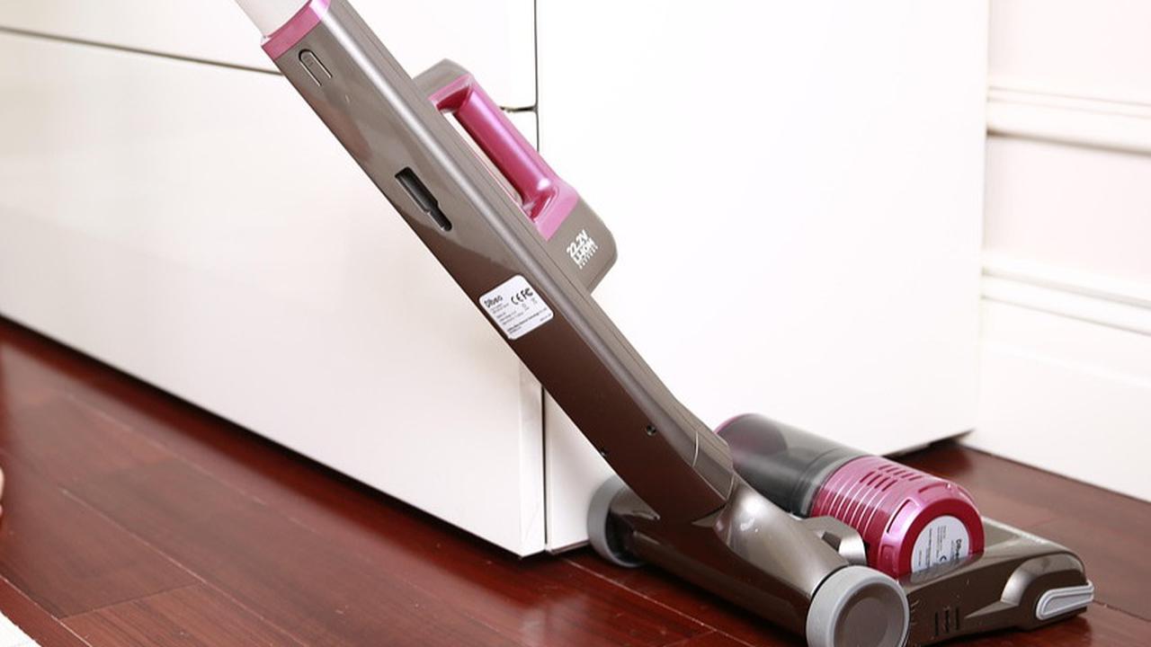 Vacuum Cleaner