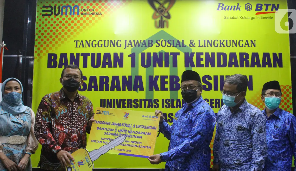 Bantuan TJSL merupakan bentuk tanggung jawab sosial BTN kepada UIN Sultan Maulana Hasanuddin Banten yang telah menjalin sinergi layanan perbankan antara lain berupa layanan dana maupun kredit baik kepada karyawan maupun mahasiswa. (Liputan6.com/HO/BTN)