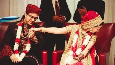 13 Foto Momen Manis Dan Romantis Pasangan Suami Istri Muslim Fimela Fimela Com