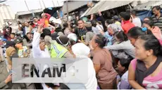 Penolakan warga Luar Batang terhadap penggusuran yang dilakukan Pemprov DKI Jakarta memicu bentrokan antara warga dan petugas