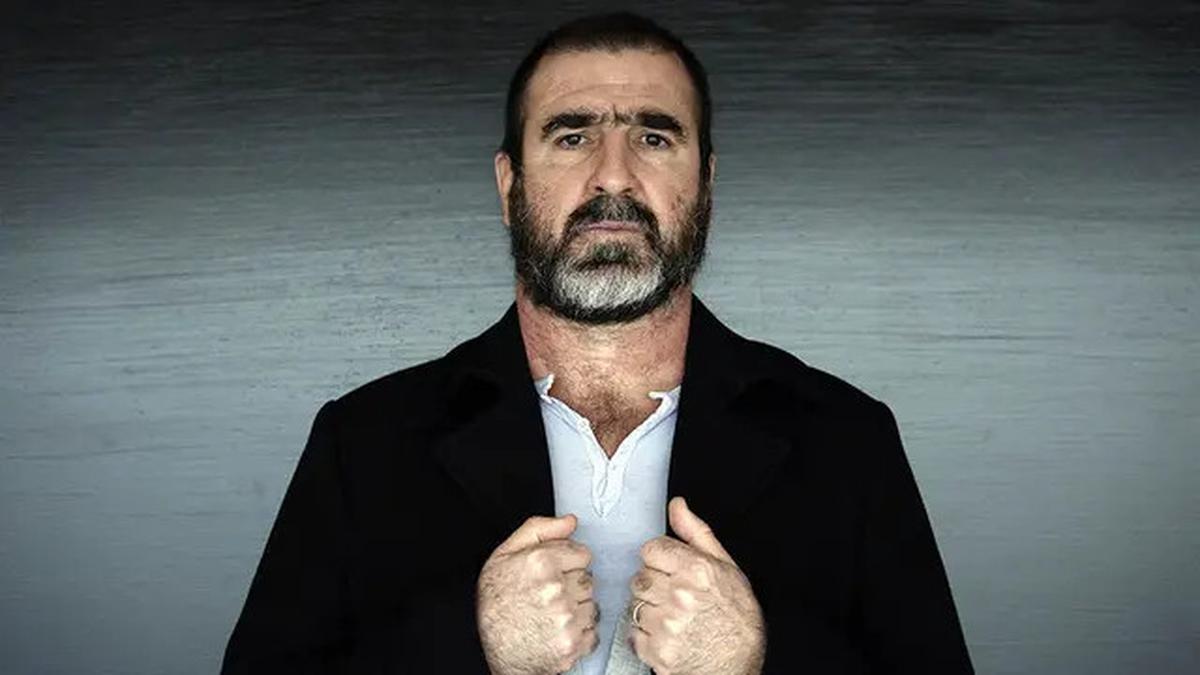Sir Alex Ferguson Dipecat MU, Eric Cantona Murka: Memalukan!