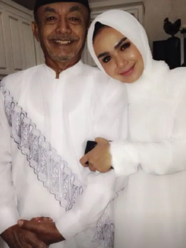 Yuni Shara (Foto: Instagram/@yunishara36)